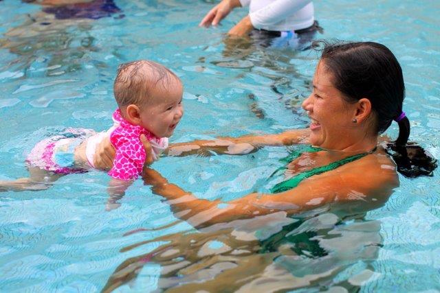 Swim Lessons
                  - Parent/Tot Level 1(6-36mo) Photo by Harmony Agh